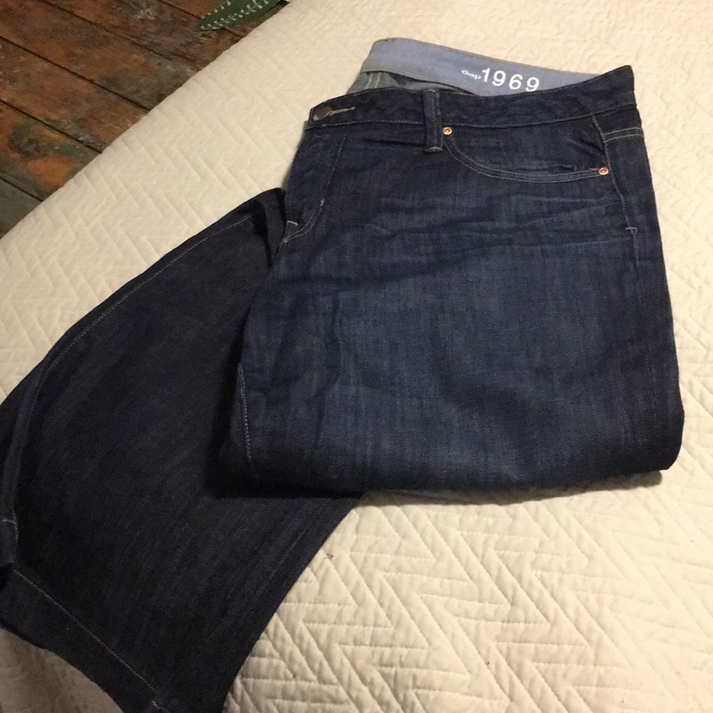 Gap long and lean jeans